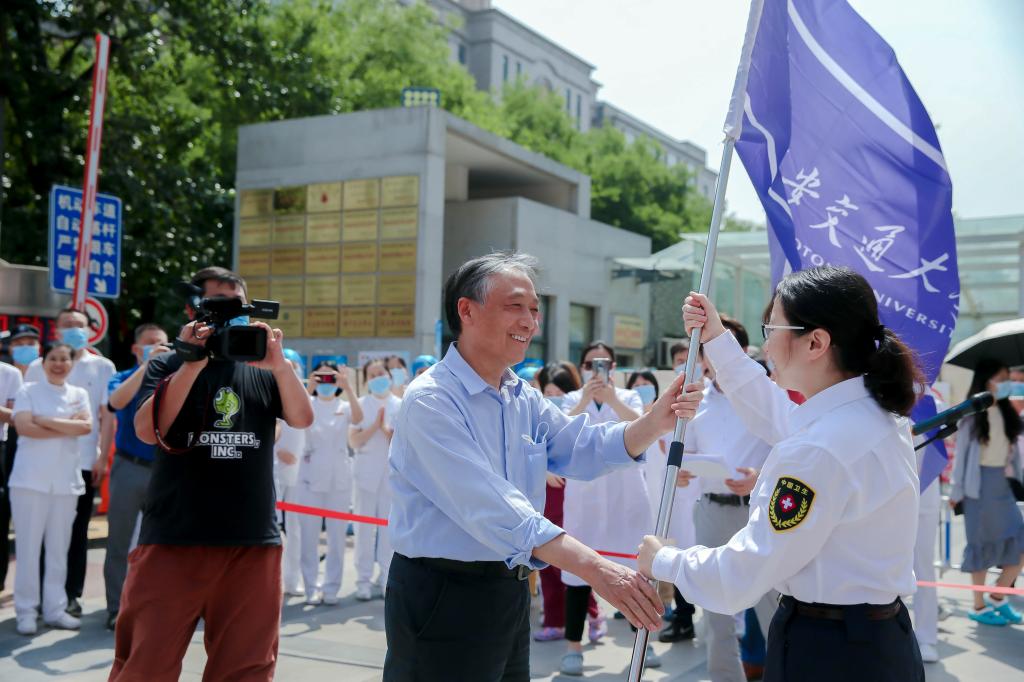 二合村委会迈向现代化交通新篇章的最新交通新闻