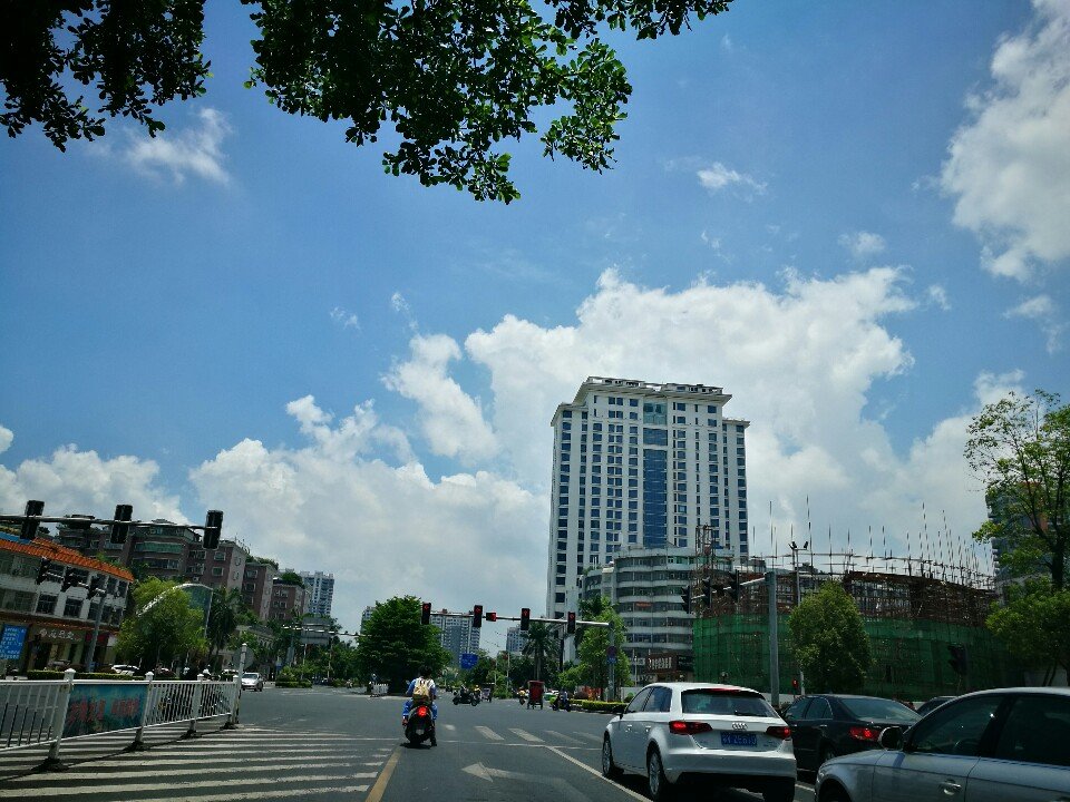 榕东街道最新天气预测报告